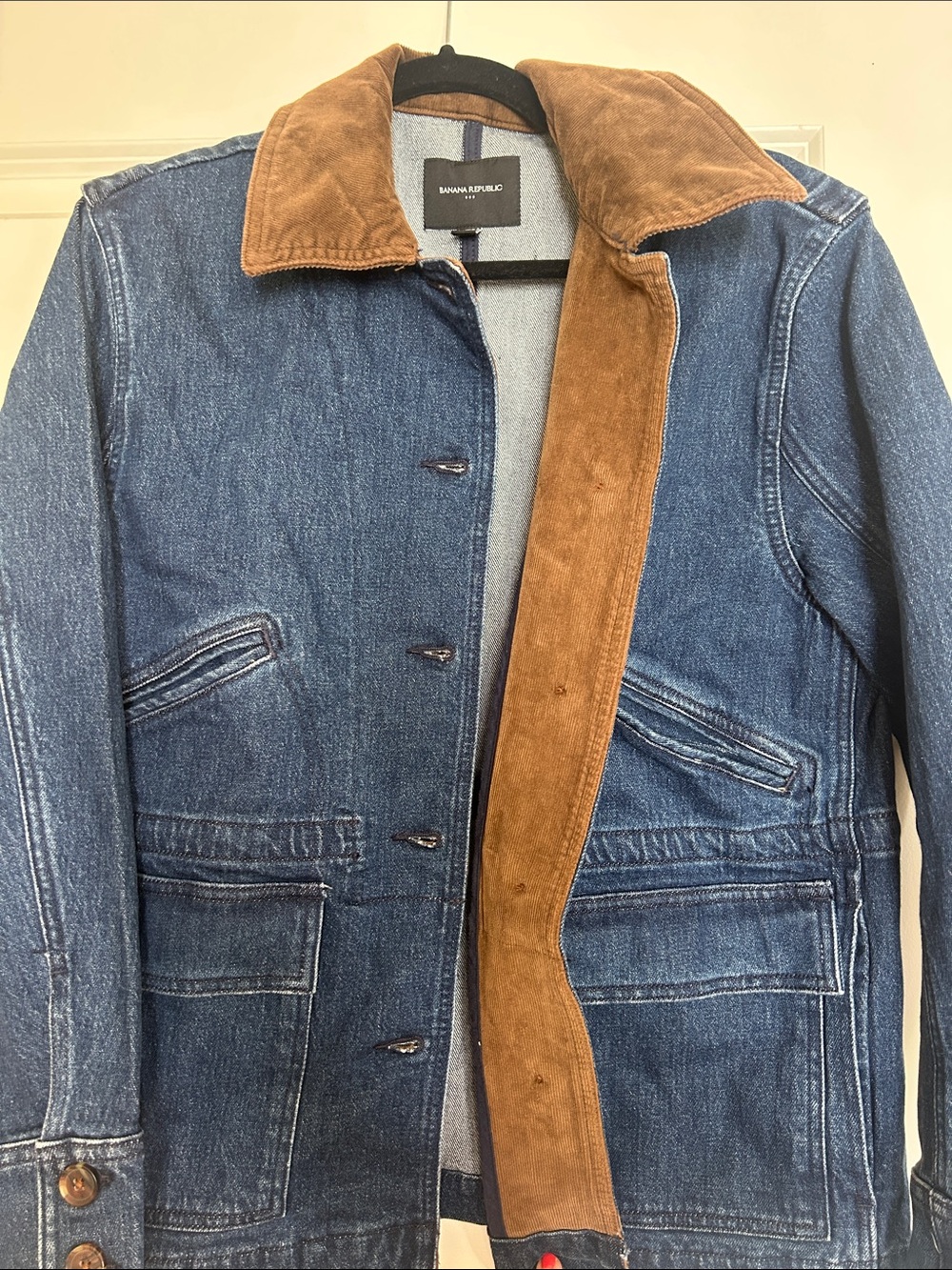 Banana Republic Denim Barn Jacket in Dark Wash size M - Picture 2 of 3